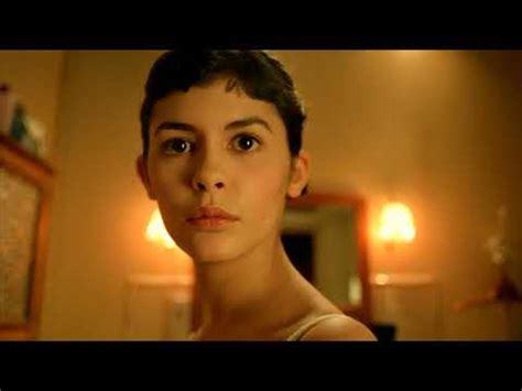 what does amelie do with the metal box|amélie the hidden box.